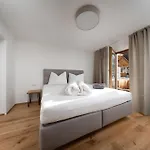 Villa Mountain In Chalet, Opening Dec 25 *