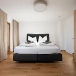 Villa Mountain In Chalet, Opening Dec 25 *