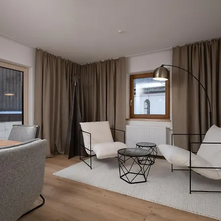 Mountain In Chalet, Opening Dec 25 Villa *