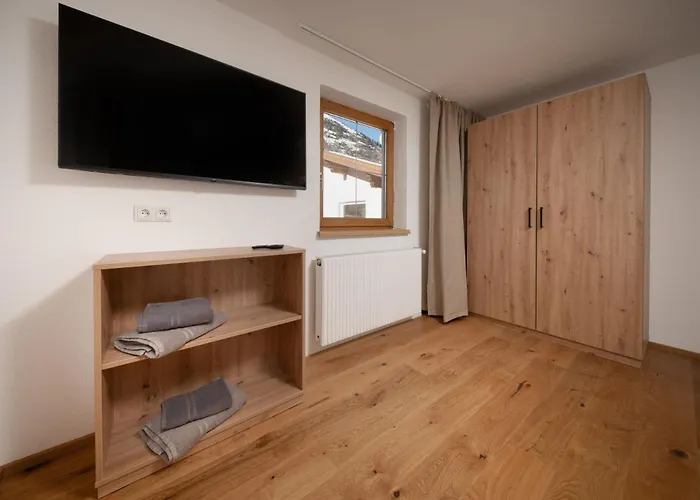 Mountain In Chalet, Opening Dec 25 * Obergurgl