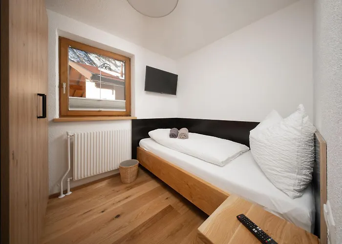 Mountain In Chalet, Opening Dec 25 * Obergurgl