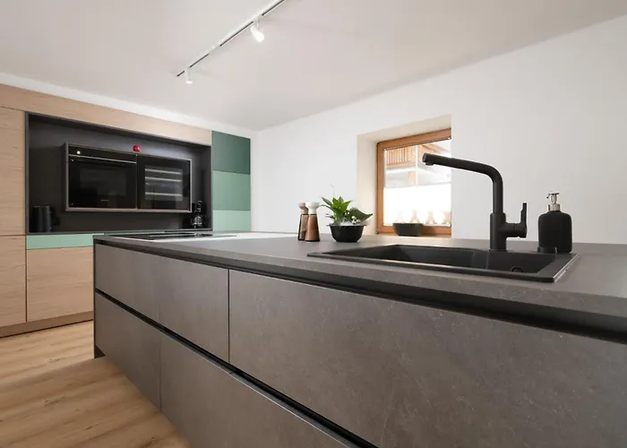 Mountain In Chalet, Opening Dec 25 Villa