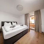 Вилла Mountain In Chalet, Opening Dec 25 *